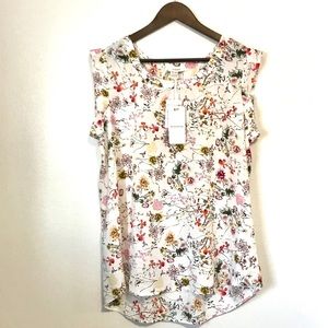 NWT: PLEIONE White Short Sleeve Floral Blouse